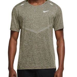 Nike Men’s Dri FIT Rise 365 Running T Shirt.      CZ9184-327